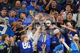 Seahawks Rams Football