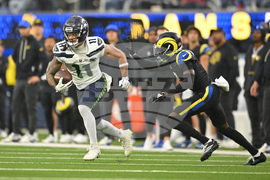 Seahawks Rams Football