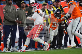 Chiefs Broncos Football