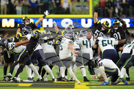 Seahawks Rams Football