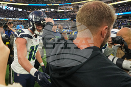 Seahawks Rams Football