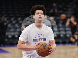 Bulls Jazz Basketball