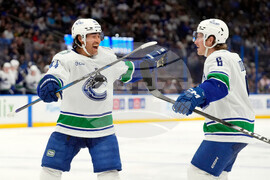 Canucks Lightning Hockey