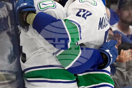 Canucks Lightning Hockey