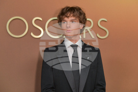 16th Governors Awards - Arrivals