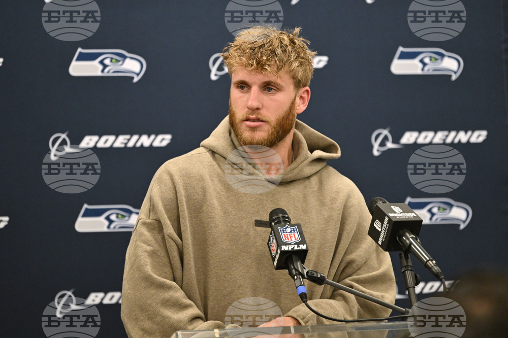 Seahawks Rams Football