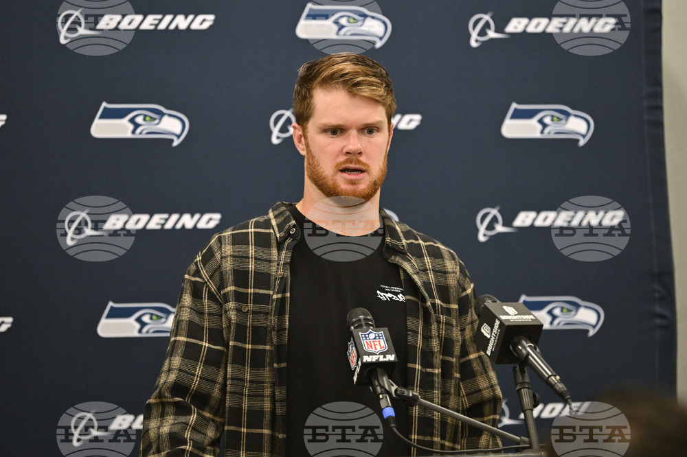 Seahawks Rams Football