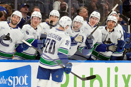 Canucks Lightning Hockey