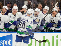 Canucks Lightning Hockey