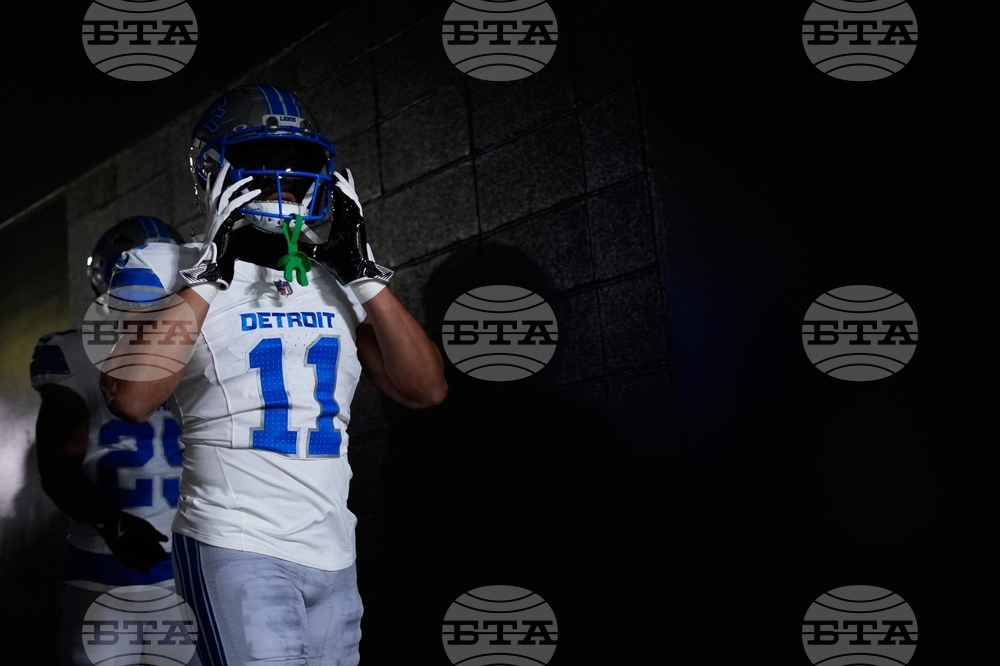 Lions Eagles Football