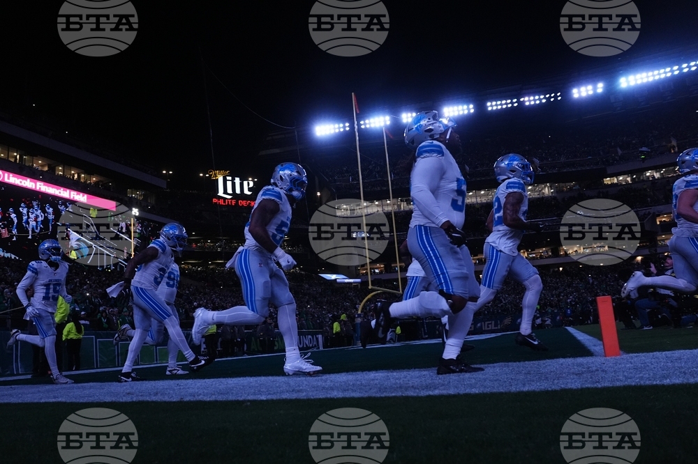 Lions Eagles Football