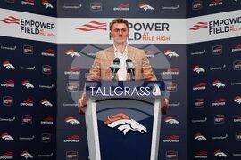 Chiefs Broncos Football