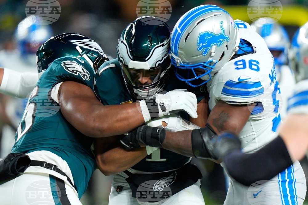 Lions Eagles Football