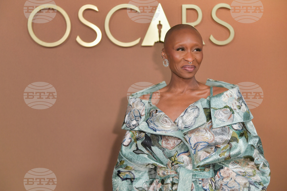 16th Governors Awards - Arrivals