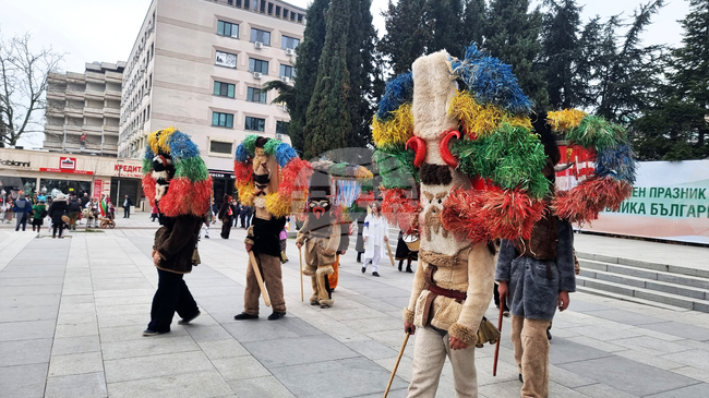 Новото издание на Фестивала на маскарадните игри ще се проведе за първи път на площада пред Община Стара Загора