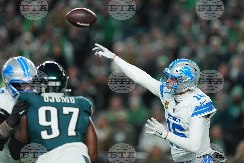 Lions Eagles Football