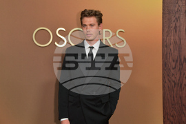 16th Governors Awards - Arrivals