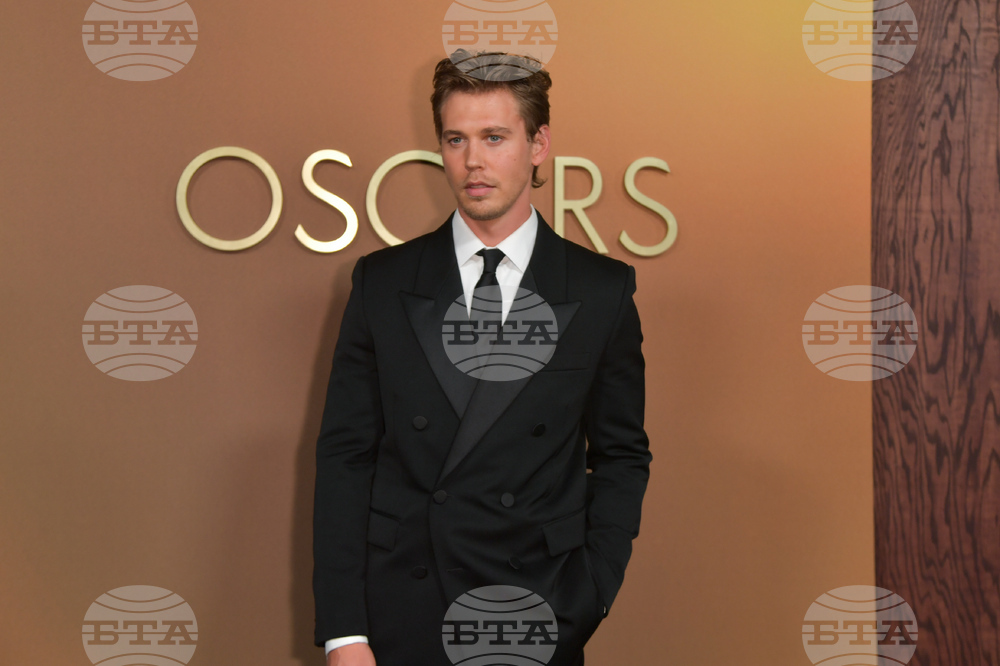 16th Governors Awards - Arrivals