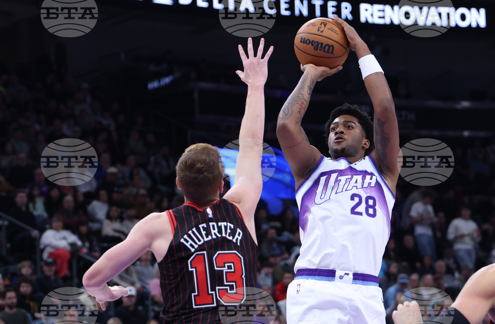 Bulls Jazz Basketball