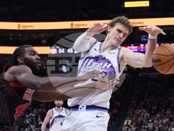 Bulls Jazz Basketball