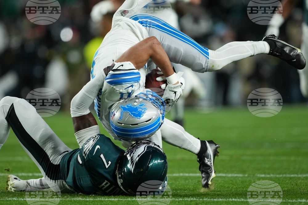 Lions Eagles Football