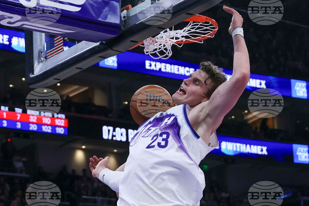 Bulls Jazz Basketball