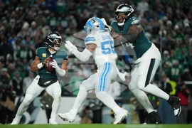 Lions Eagles Football