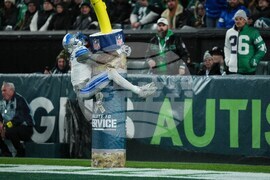 Lions Eagles Football