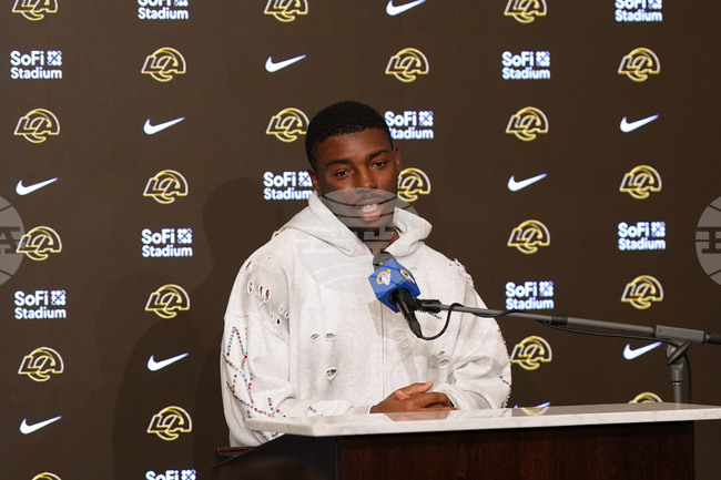 CORRECTION Seahawks Rams Football