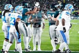 Lions Eagles Football