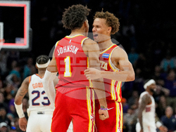 Hawks Suns Basketball