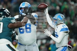 Lions Eagles Football