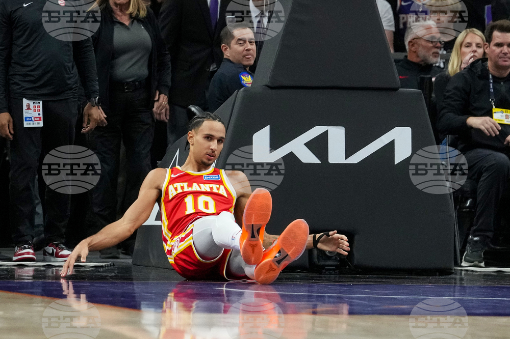 Hawks Suns Basketball