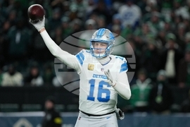 Lions Eagles Football