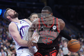 Bulls Jazz Basketball