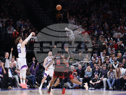 Bulls Jazz Basketball