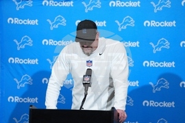 Lions Eagles Football