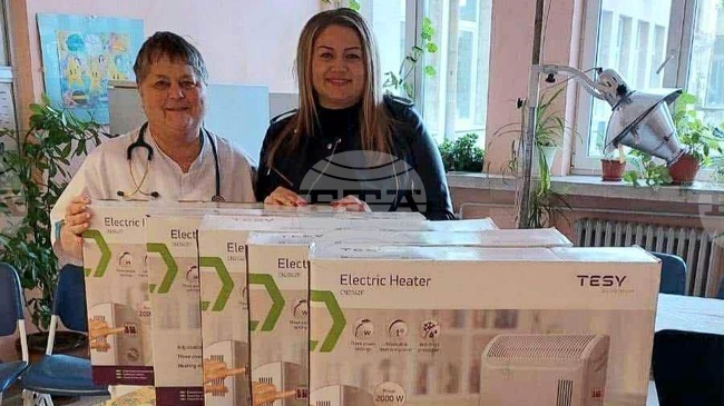 Под мотото "Ден за благодеяние" маникюристка от Свищов за пета поредна година дарява пари за благотворителност