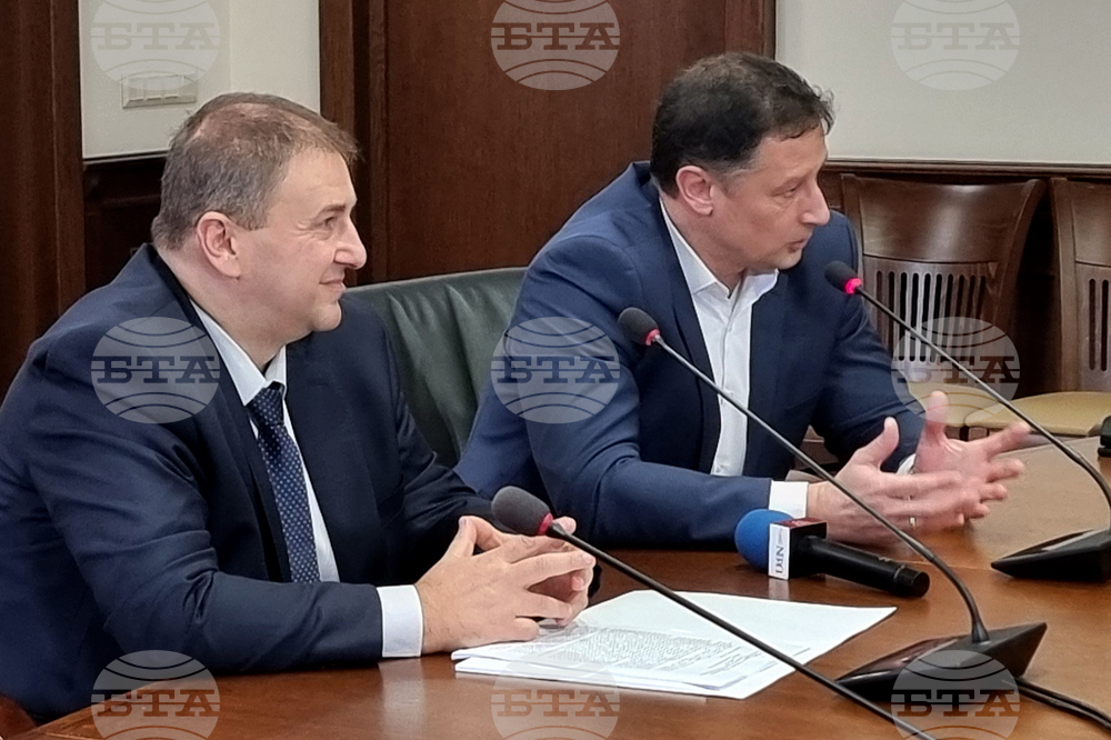 ЕС затяга контрола върху изпирането на пари и финансирането на тероризма, каза евродепутатът Емил Радев