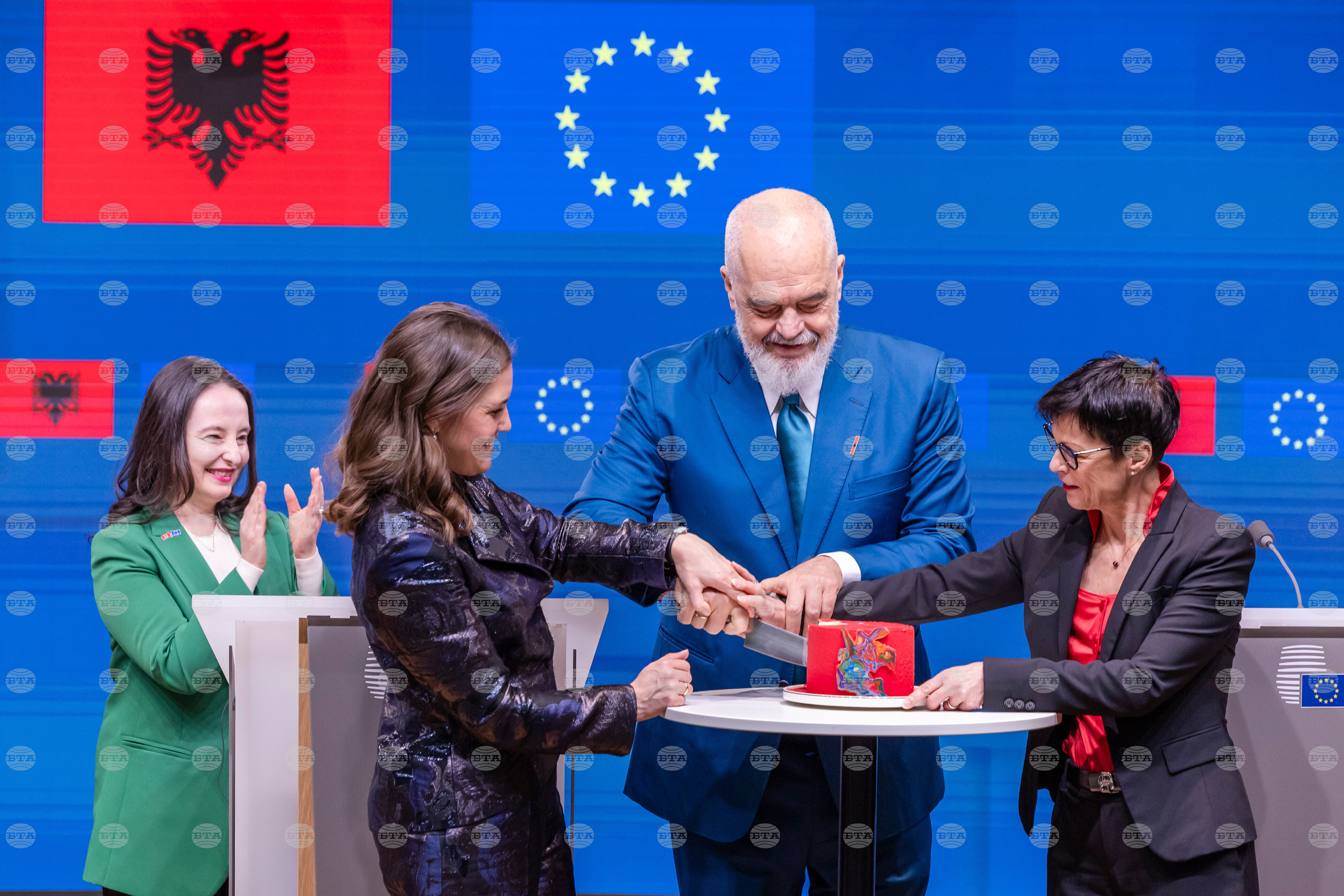 Албания отвори последния клъстер от преговорите за членство в ЕС