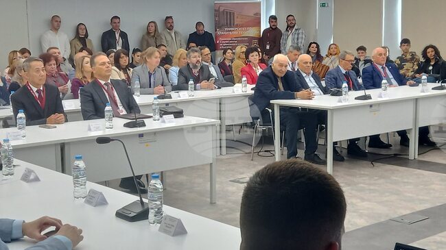 Академични и бизнес експерти от САЩ и Европа взеха участие в 72-та Международна научна конференция в УХТ - Пловдив