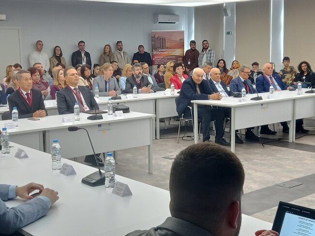 Академични и бизнес експерти от САЩ и Европа взеха участие в 72-та Международна научна конференция в УХТ - Пловдив