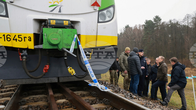 Полша заяви, че взривът на железопътната ѝ линия към Украйна е саботаж
