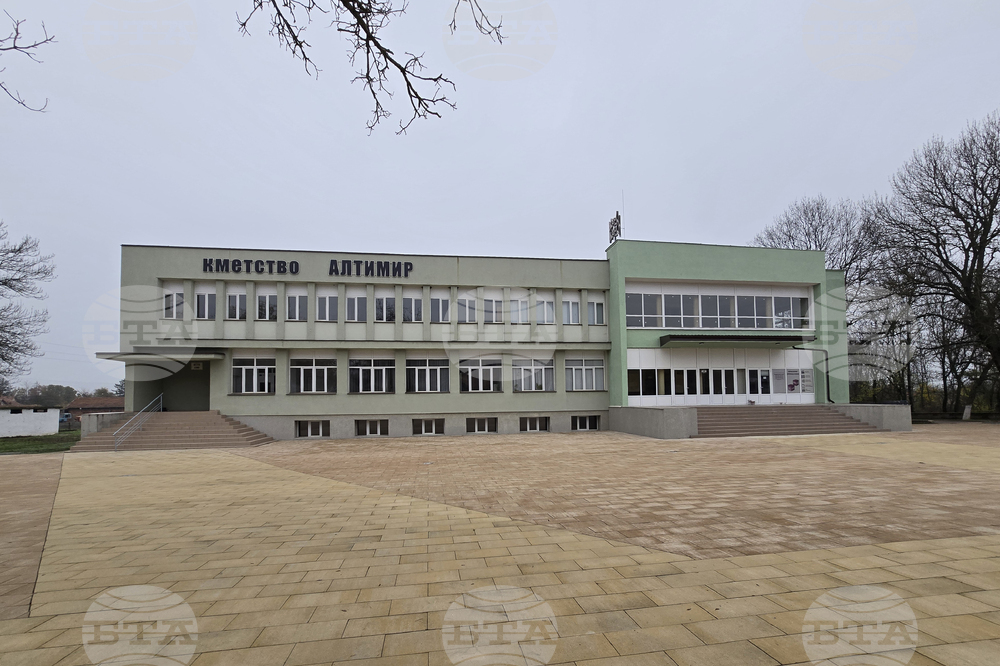 Единадесет читалища от община Бяла Слатина са финансирани по мярката "Изграждане на мрежа от дигитални клубове" през настоящата година, съобщи кметът Иво Цветков