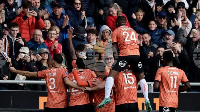 Президентът на френския Лориен ще прехвърли дела си от клуба към групата BKFC