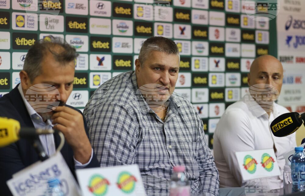 Национален волейболен отбор на България за жени - нов селекционер - пресконференция