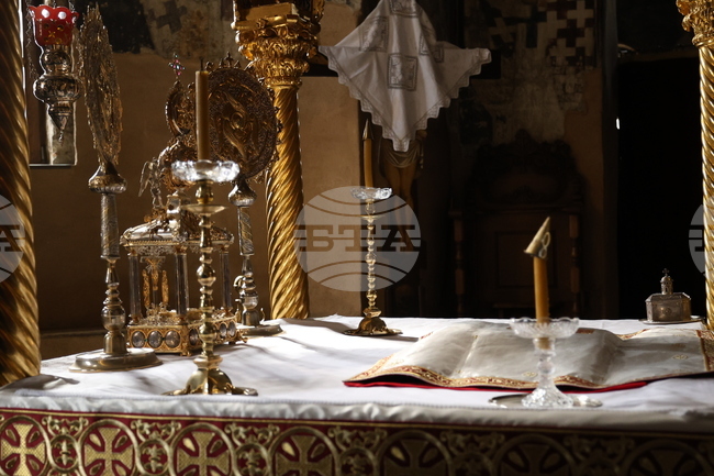 Шестнадесетата Неделя след Неделя подир Въздвижение ще бъде отбелязана днес в Македоно-българската църква „Св. Троица“ в Торонто, Канада