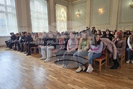 Свищов - Професионална държавна търговска гимназия „Димитър Хадживасилев“ - предприемачество