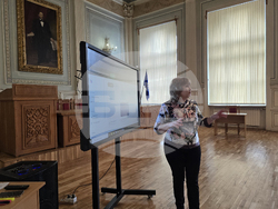 Свищов - Професионална държавна търговска гимназия „Димитър Хадживасилев“ - предприемачество