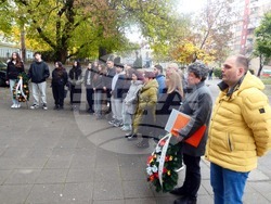 Лом-Луи Айер-3